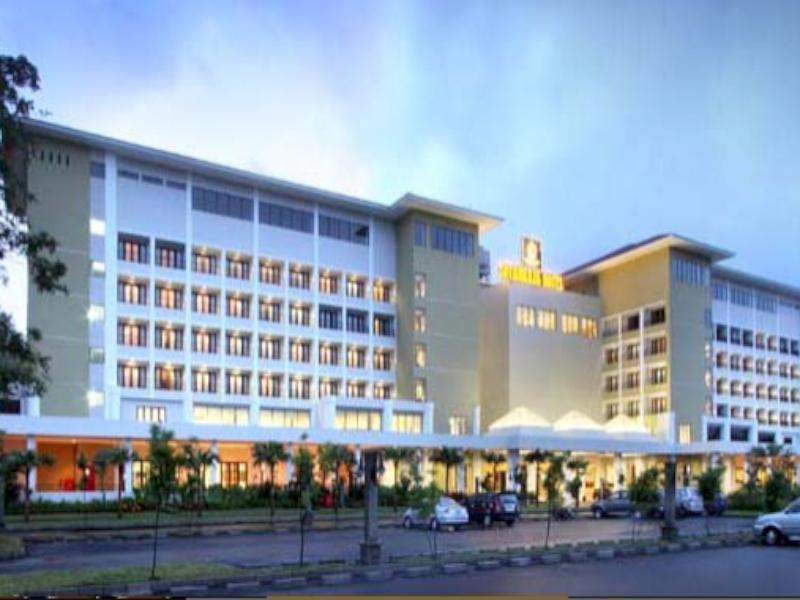 Sutanraja Hotel Манадо Екстер'єр фото